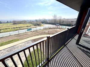 Photo 8- click for photo gallery